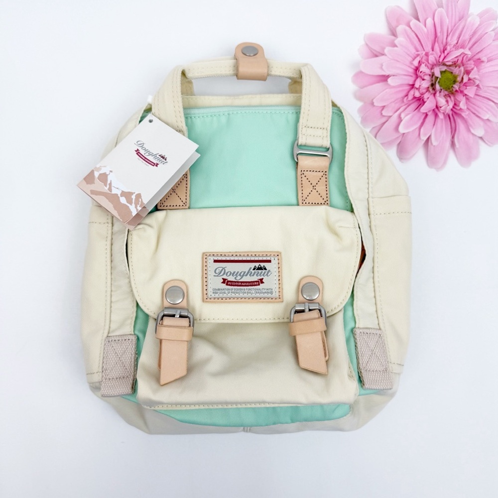 Doughnut Outdoor Adventure Macaroon Mini Backpack Soda Mint Green/Cream